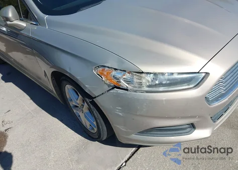 2016 Ford Fusion Se из США, поврежденный, VIN 3FA6P0H70GR117634